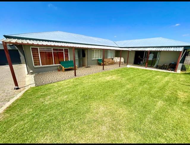 5 BEDROOM HOUSE FOR SALE IN QUELLERIE PARK